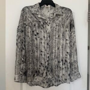 POL Black and Gray Button Down Shirt